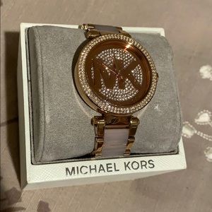 MK watch